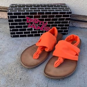 Sandals ORANGE Dirty Laundry